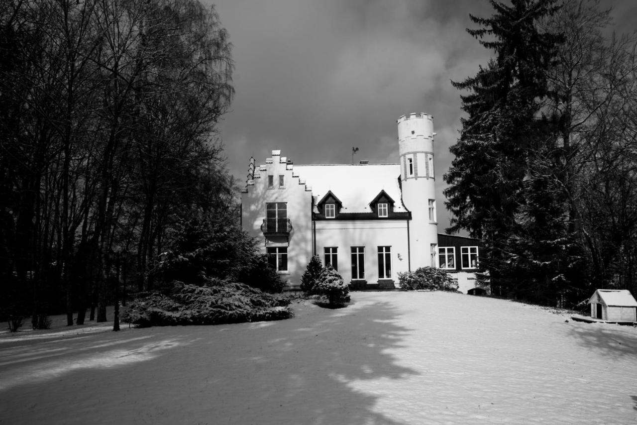 Schloss Suggenstein Sigmaringen Extérieur photo